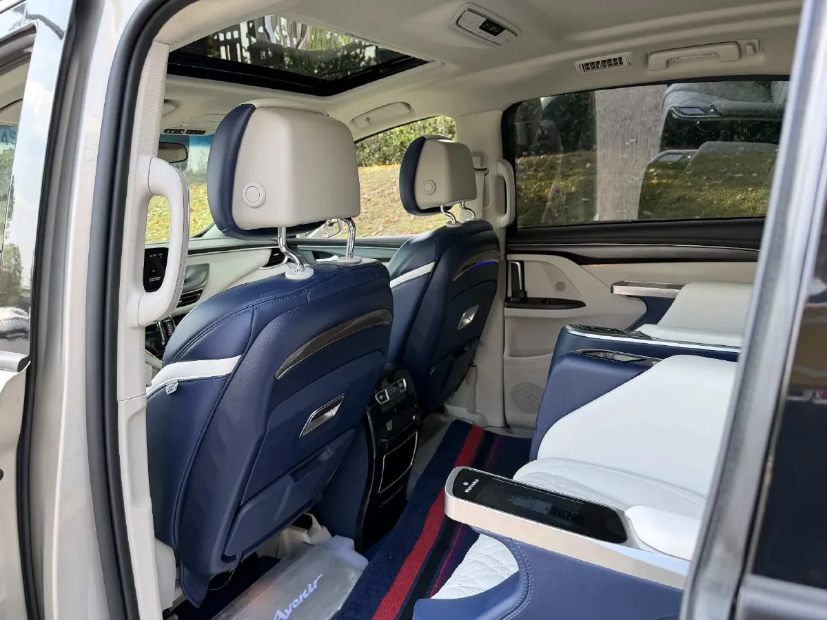 2021 Buick GL8 2.0T 237HP L4 9AT,autocango,china used car exporter,china ev exporter,chinese used car exporter,chinese used ev exporter