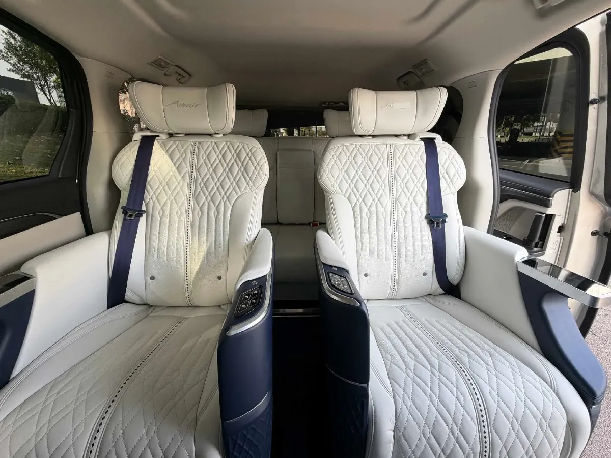 2021 Buick GL8 2.0T 237HP L4 9AT,autocango,china used car exporter,china ev exporter,chinese used car exporter,chinese used ev exporter