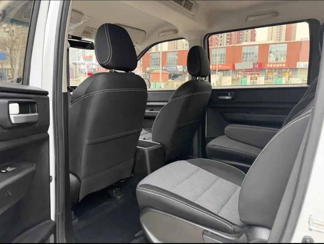 2020 WuLing HongGuang Plus 1.5L 99HP L4 6MT,autocango,china used car exporter,china ev exporter,chinese used car exporter,chinese used ev exporter