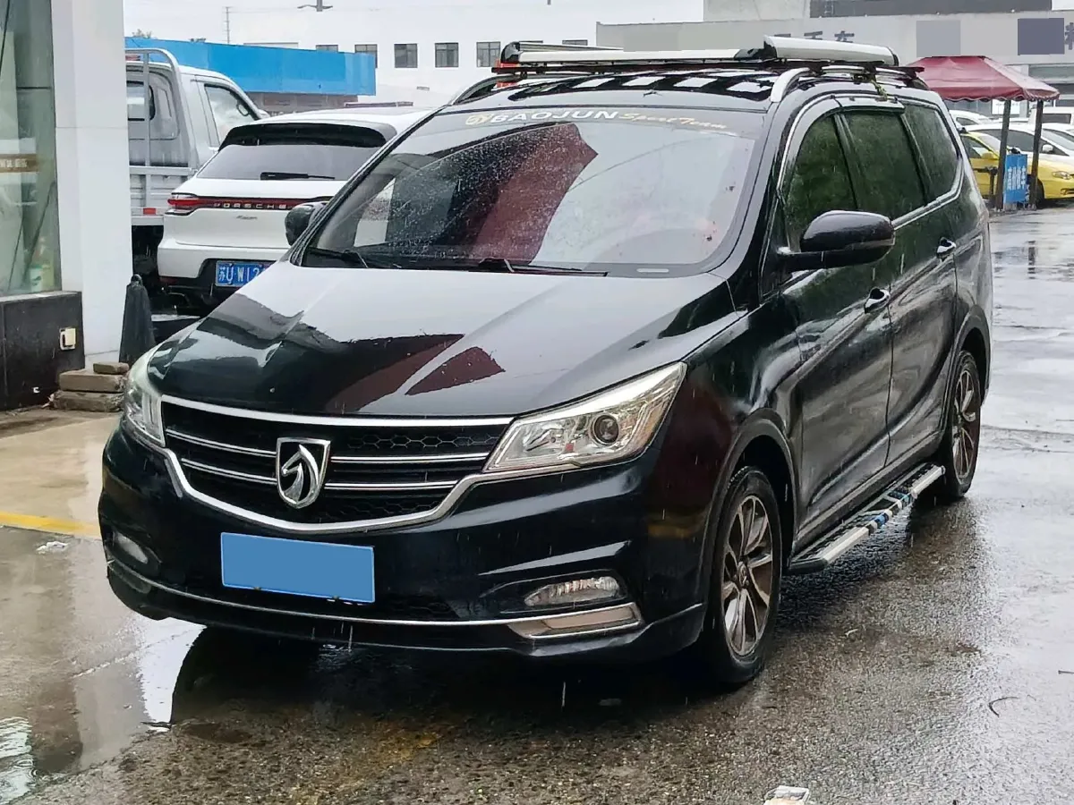 2019 BaoJun 730 1.5L 112HP L4 6MT,autocango,china used car exporter,china ev exporter,chinese used car exporter,chinese used ev exporter