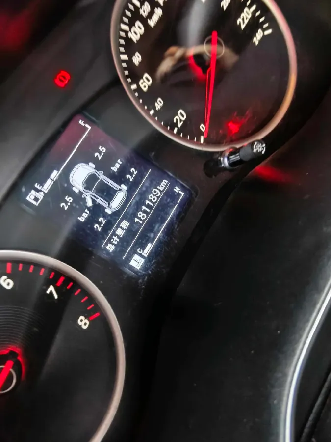 2019 BaoJun 730 1.5L 112HP L4 6MT,autocango,china used car exporter,china ev exporter,chinese used car exporter,chinese used ev exporter