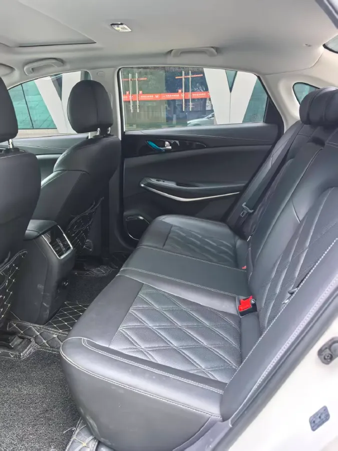 2022 ChangAn Raeton CC 1.5T 188HP L4 7DCT,autocango,china used car exporter,china ev exporter,chinese used car exporter,chinese used ev exporter