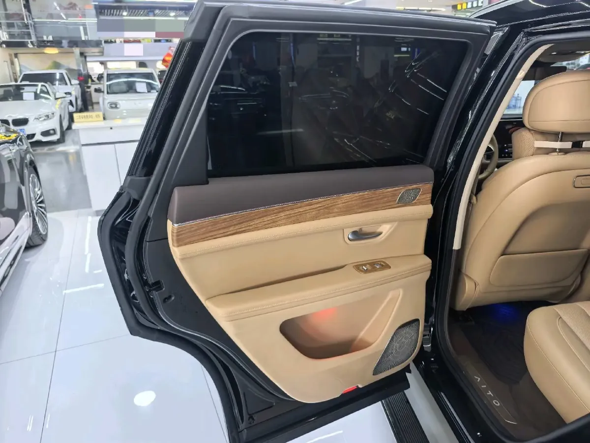 2024 AITO AITO M7 1.5T 152HP L4 REEV 38.5KWH,autocango,china used car exporter,china ev exporter,chinese used car exporter,chinese used ev exporter