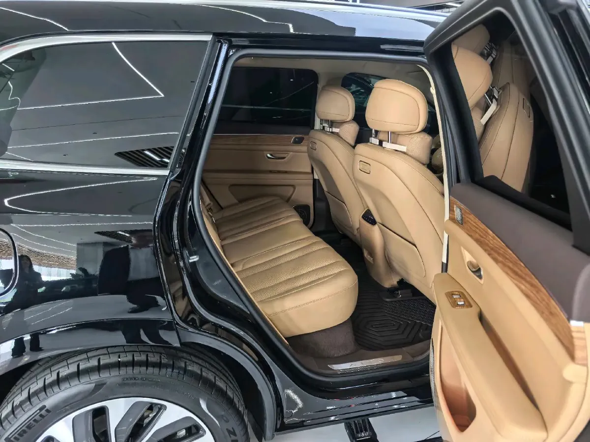 2024 AITO AITO M7 1.5T 152HP L4 REEV 38.5KWH,autocango,china used car exporter,china ev exporter,chinese used car exporter,chinese used ev exporter