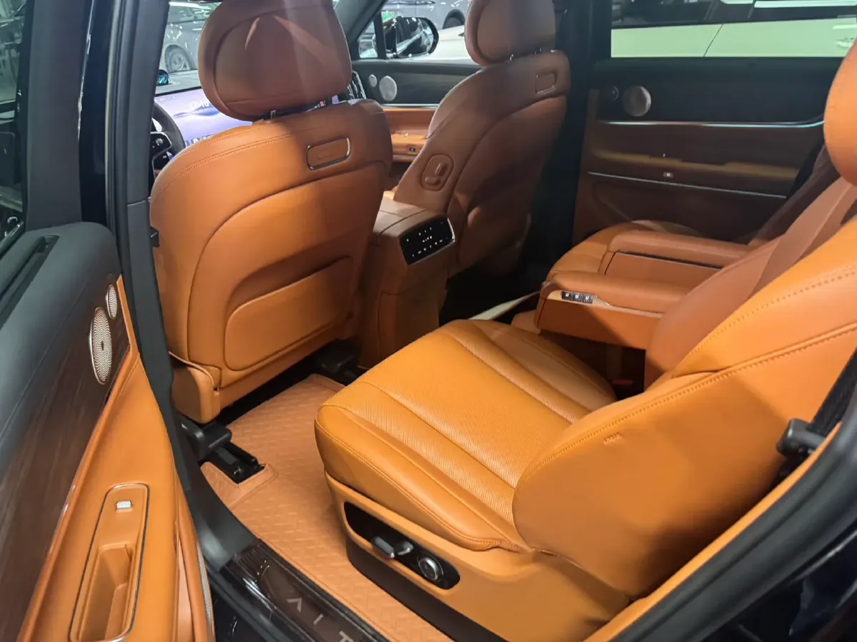 2024 AITO AITO M9 1.5T 152HP L4 REEV 42KWH,autocango,china used car exporter,china ev exporter,chinese used car exporter,chinese used ev exporter