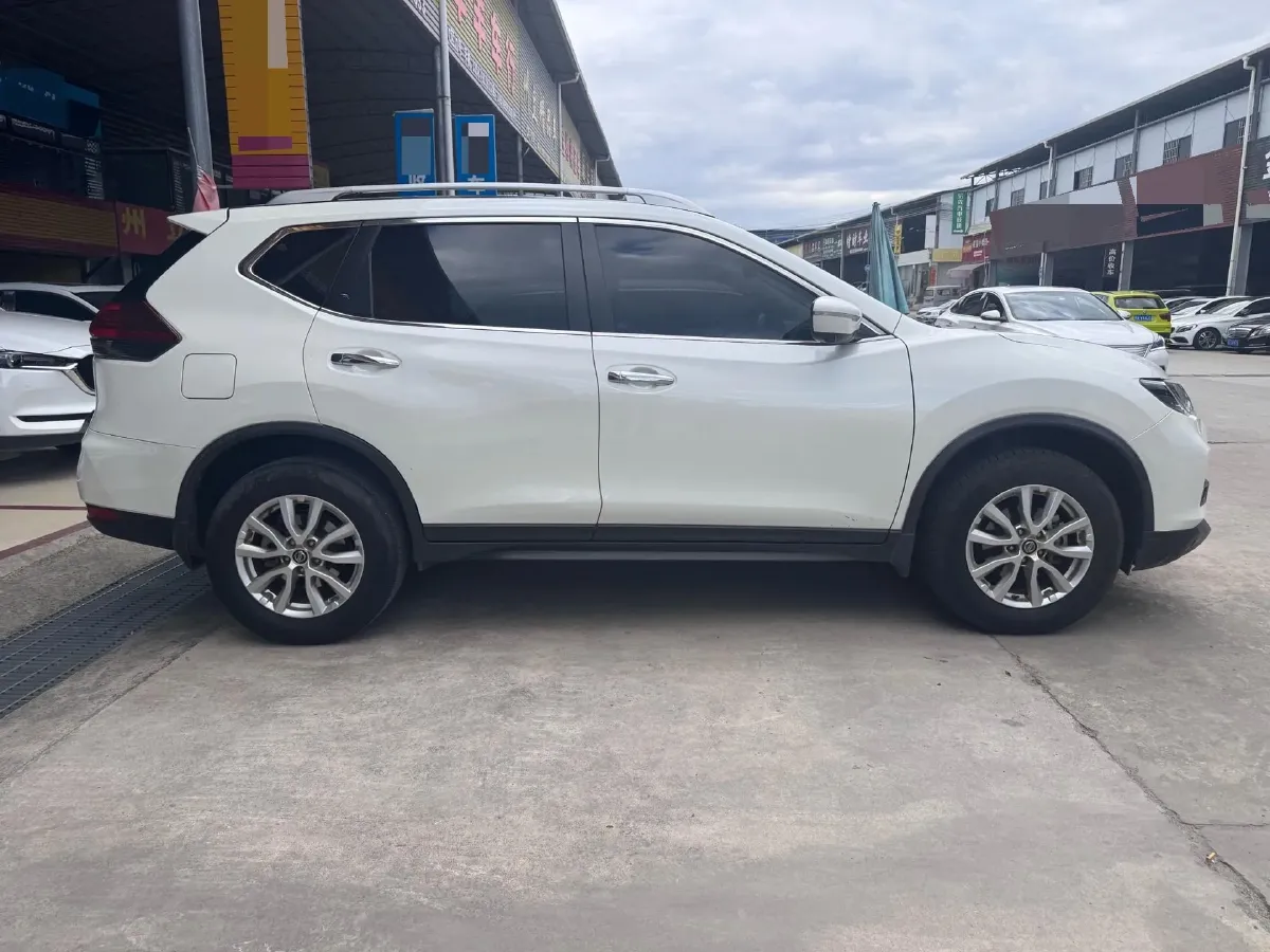2021 Nissan X-Trail 2.0L 151HP L4 CVT,autocango,china used car exporter,china ev exporter,chinese used car exporter,chinese used ev exporter
