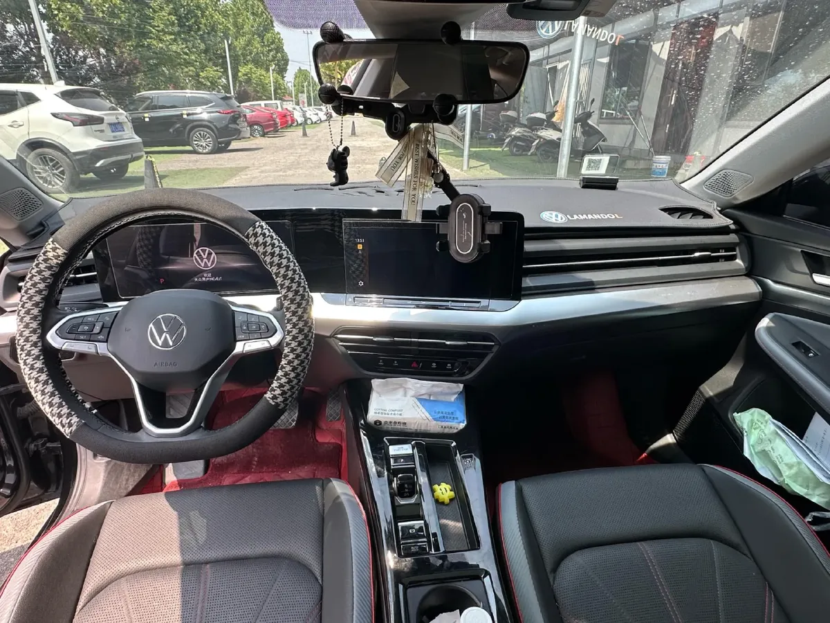 2023 Volkswagen Lamando 1.4T 150HP L4 7DCT,autocango,china used car exporter,china ev exporter,chinese used car exporter,chinese used ev exporter
