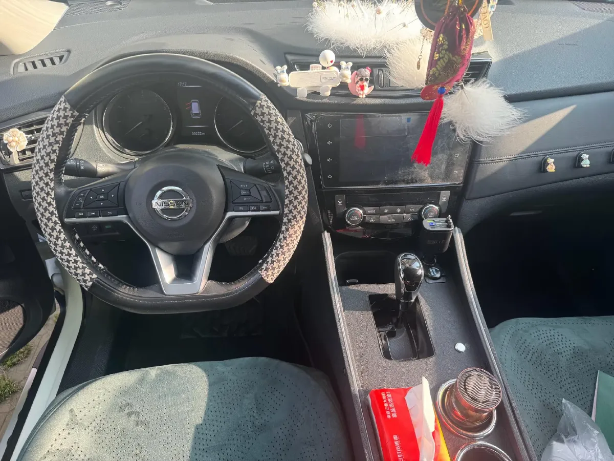 2022 Nissan X-Trail 2.0L 151HP L4 CVT,autocango,china used car exporter,china ev exporter,chinese used car exporter,chinese used ev exporter