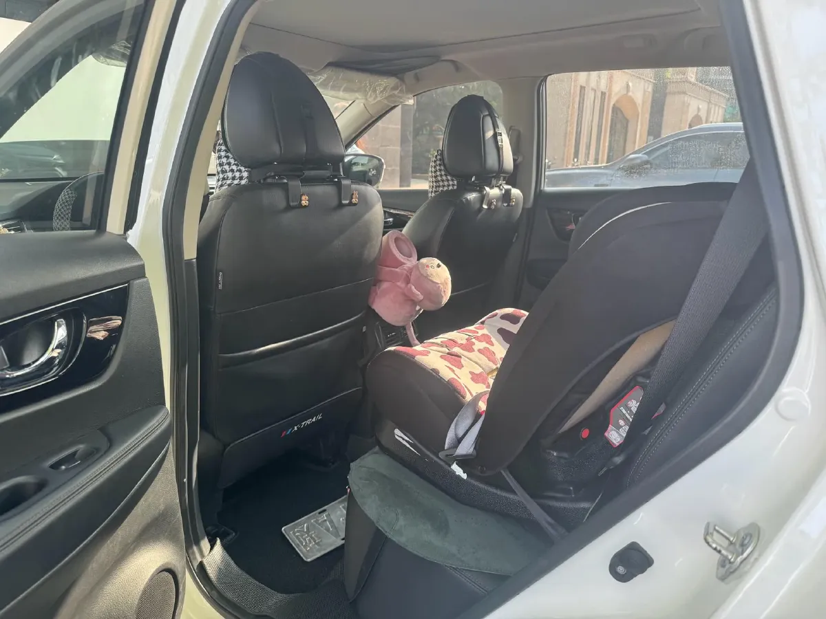 2022 Nissan X-Trail 2.0L 151HP L4 CVT,autocango,china used car exporter,china ev exporter,chinese used car exporter,chinese used ev exporter