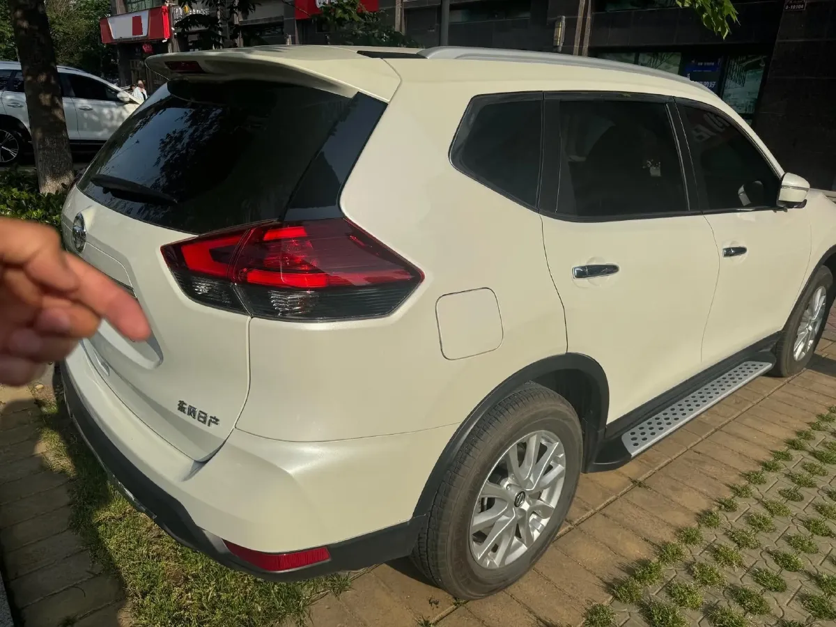 2022 Nissan X-Trail 2.0L 151HP L4 CVT,autocango,china used car exporter,china ev exporter,chinese used car exporter,chinese used ev exporter