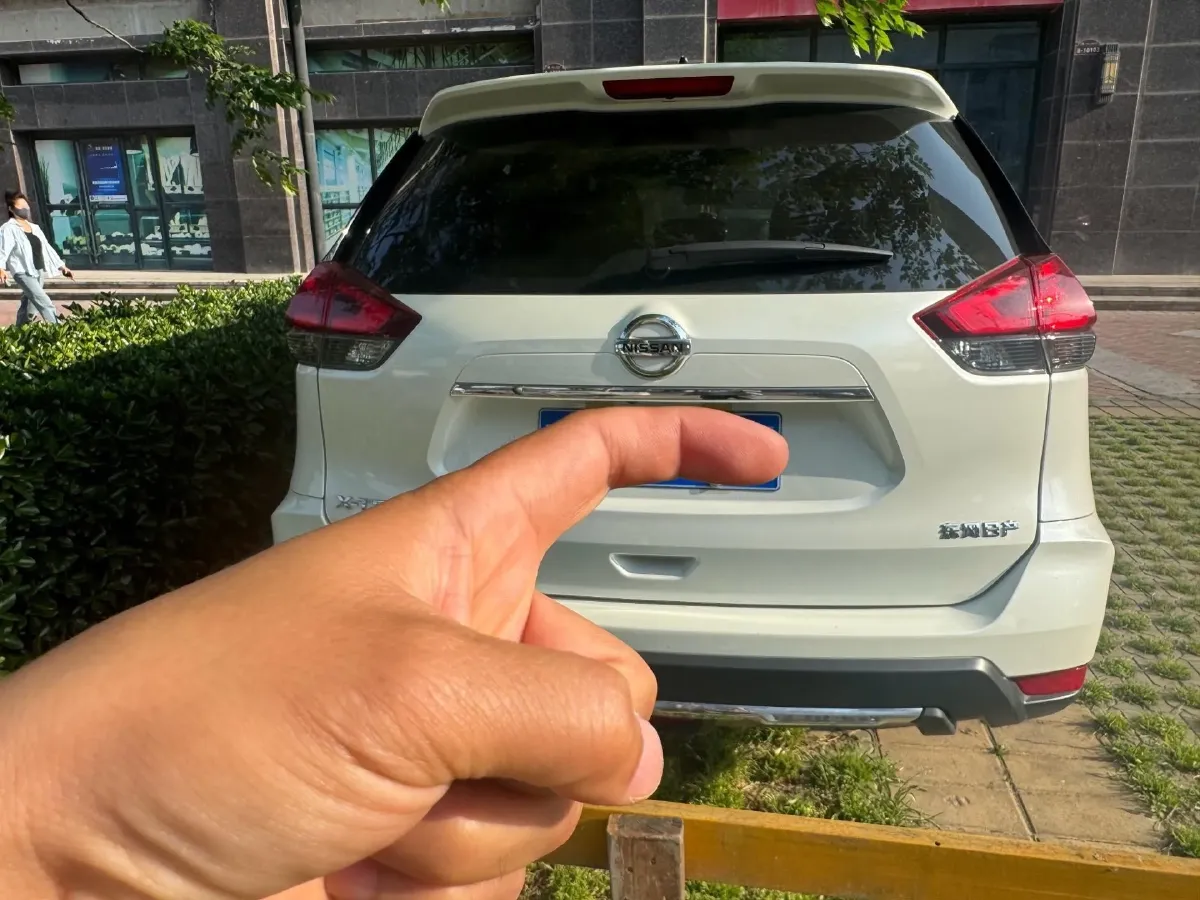 2022 Nissan X-Trail 2.0L 151HP L4 CVT,autocango,china used car exporter,china ev exporter,chinese used car exporter,chinese used ev exporter