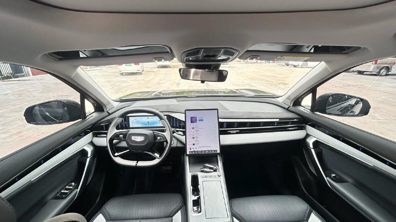 2025 Geely StarRay 1.5T 181HP L4 7DCT,autocango,china used car exporter,china ev exporter,chinese used car exporter,chinese used ev exporter