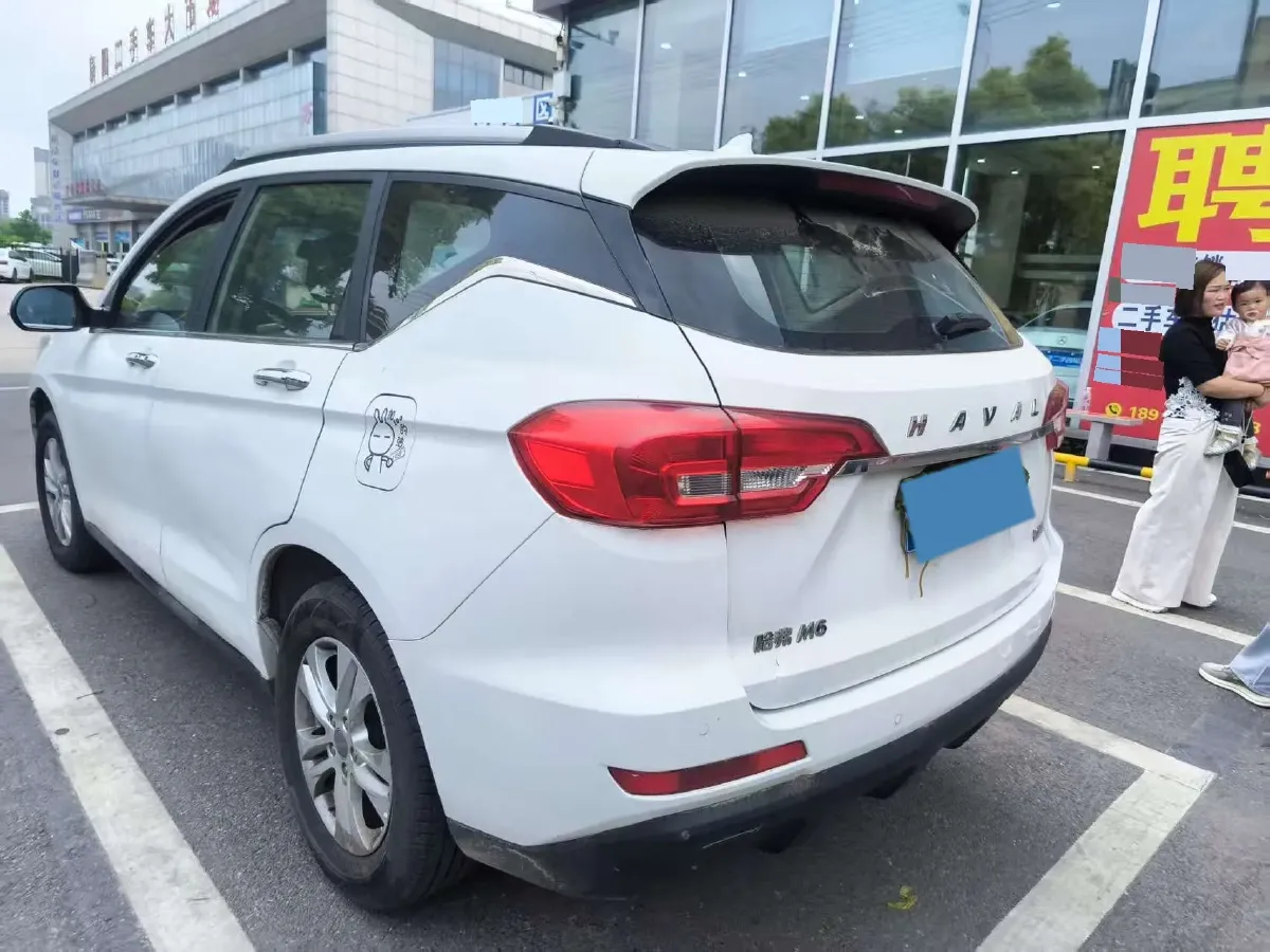 2019 Haval M6 1.5T 150HP L4 7DCT,autocango,china used car exporter,china ev exporter,chinese used car exporter,chinese used ev exporter