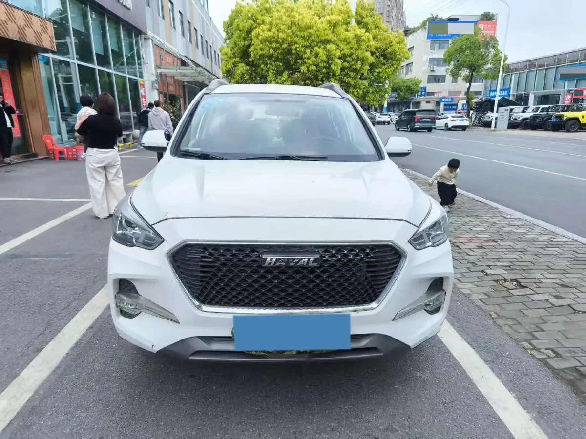 2019 Haval M6 1.5T 150HP L4 7DCT,autocango,china used car exporter,china ev exporter,chinese used car exporter,chinese used ev exporter