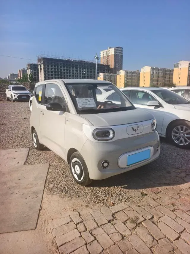 2024 WuLing HongGuang MINI EV BEV 17.3KWH,autocango,china used car exporter,china ev exporter,chinese used car exporter,chinese used ev exporter