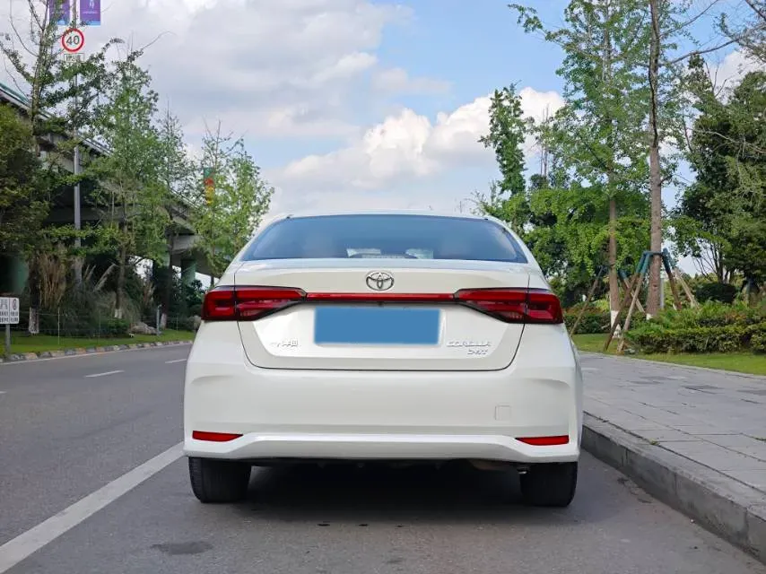 2021 Toyota Corolla 1.2T 116HP L4 CVT,autocango,china used car exporter,china ev exporter,chinese used car exporter,chinese used ev exporter
