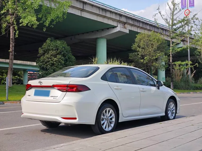 2021 Toyota Corolla 1.2T 116HP L4 CVT,autocango,china used car exporter,china ev exporter,chinese used car exporter,chinese used ev exporter