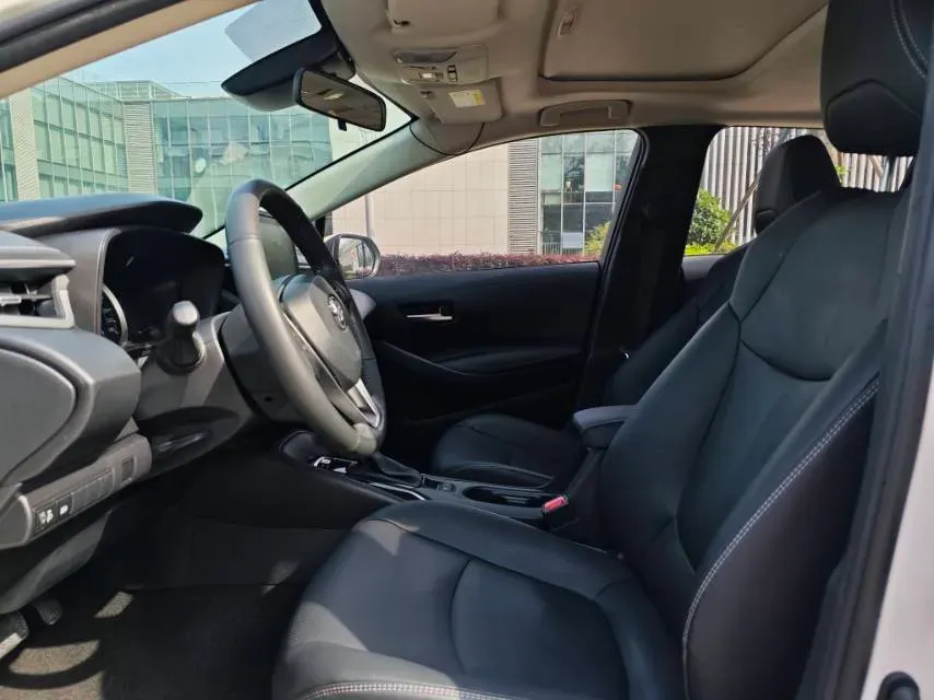 2021 Toyota Corolla 1.2T 116HP L4 CVT,autocango,china used car exporter,china ev exporter,chinese used car exporter,chinese used ev exporter