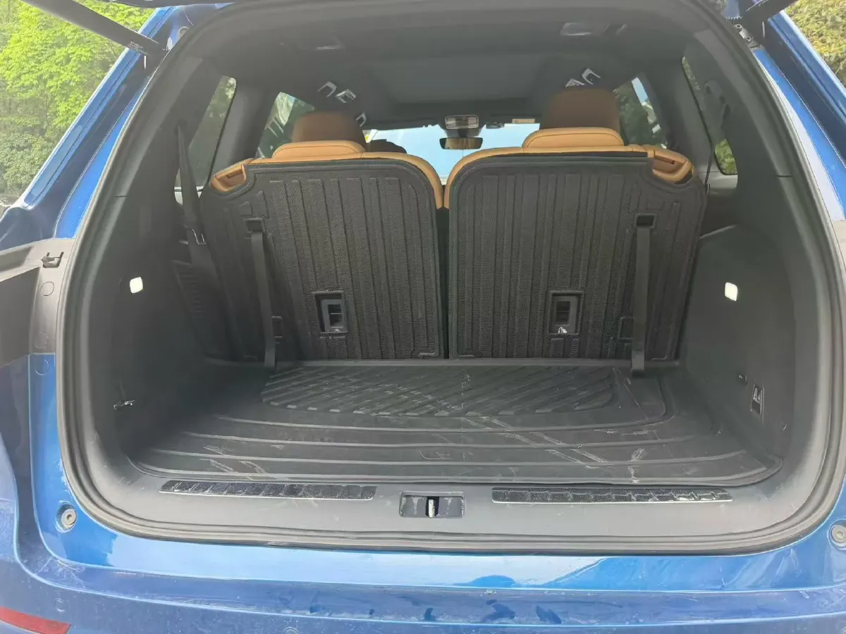 2020 Li ONE Range Extended 131HP REEV 40.5KWH,autocango,china used car exporter,china ev exporter,chinese used car exporter,chinese used ev exporter