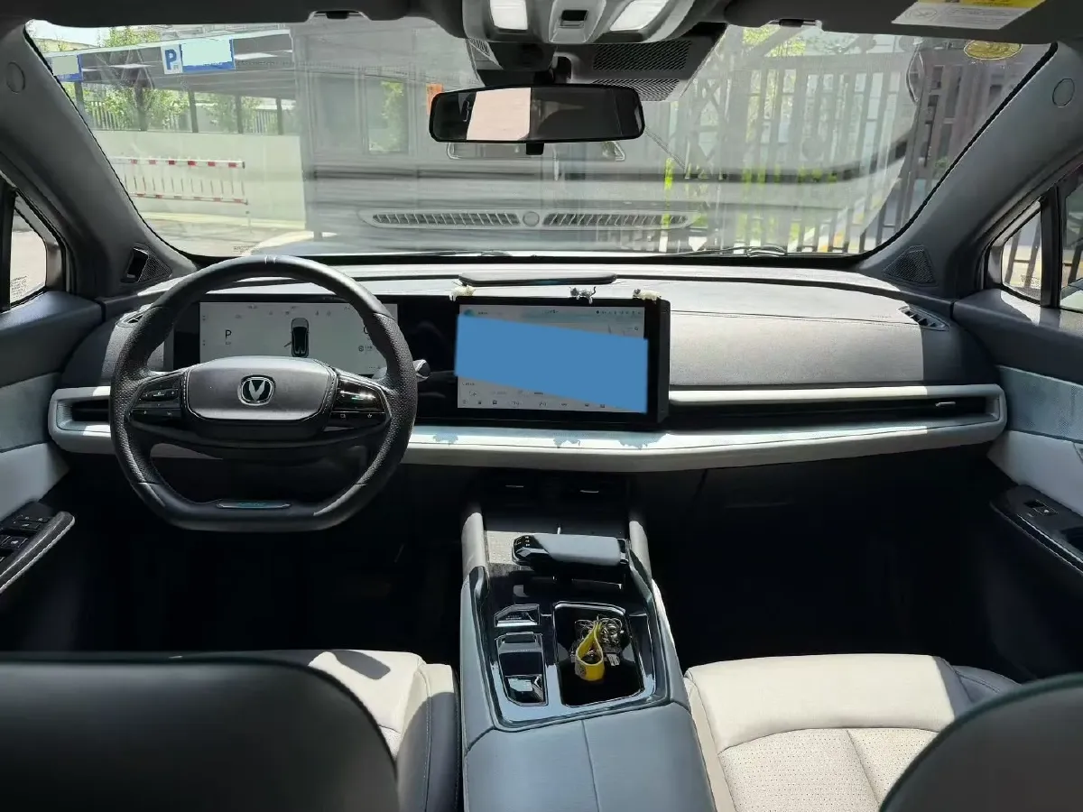 2023 ChangAn UNI-T 1.5T 188HP L4 7DCT,autocango,china used car exporter,china ev exporter,chinese used car exporter,chinese used ev exporter