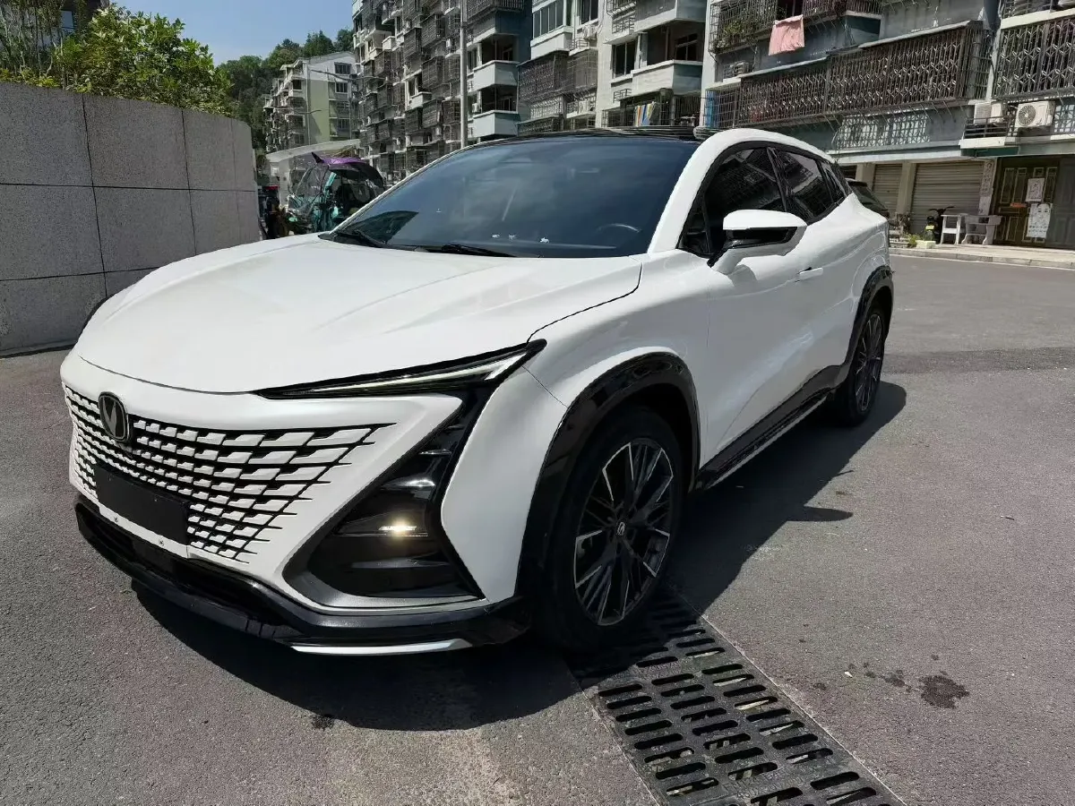 2023 ChangAn UNI-T 1.5T 188HP L4 7DCT,autocango,china used car exporter,china ev exporter,chinese used car exporter,chinese used ev exporter