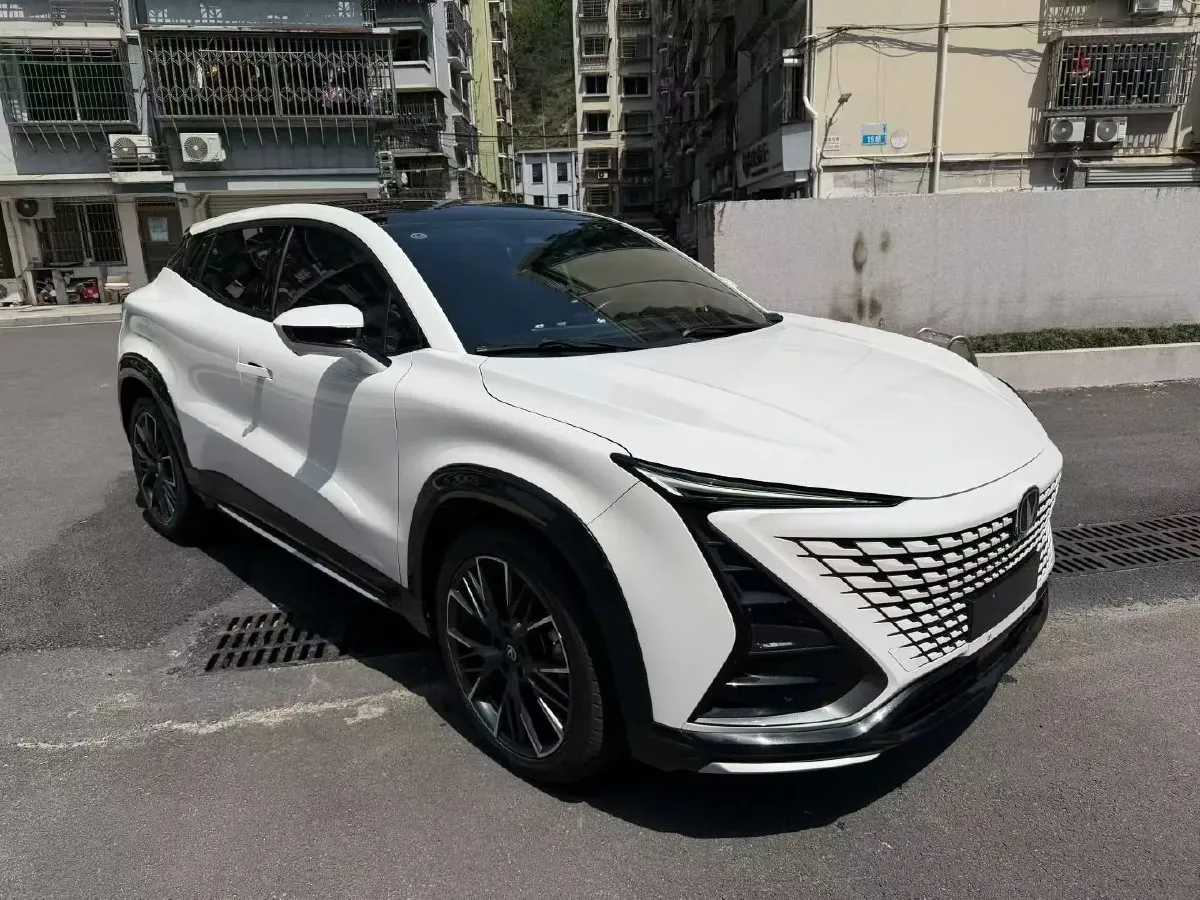 2023 ChangAn UNI-T 1.5T 188HP L4 7DCT,autocango,china used car exporter,china ev exporter,chinese used car exporter,chinese used ev exporter