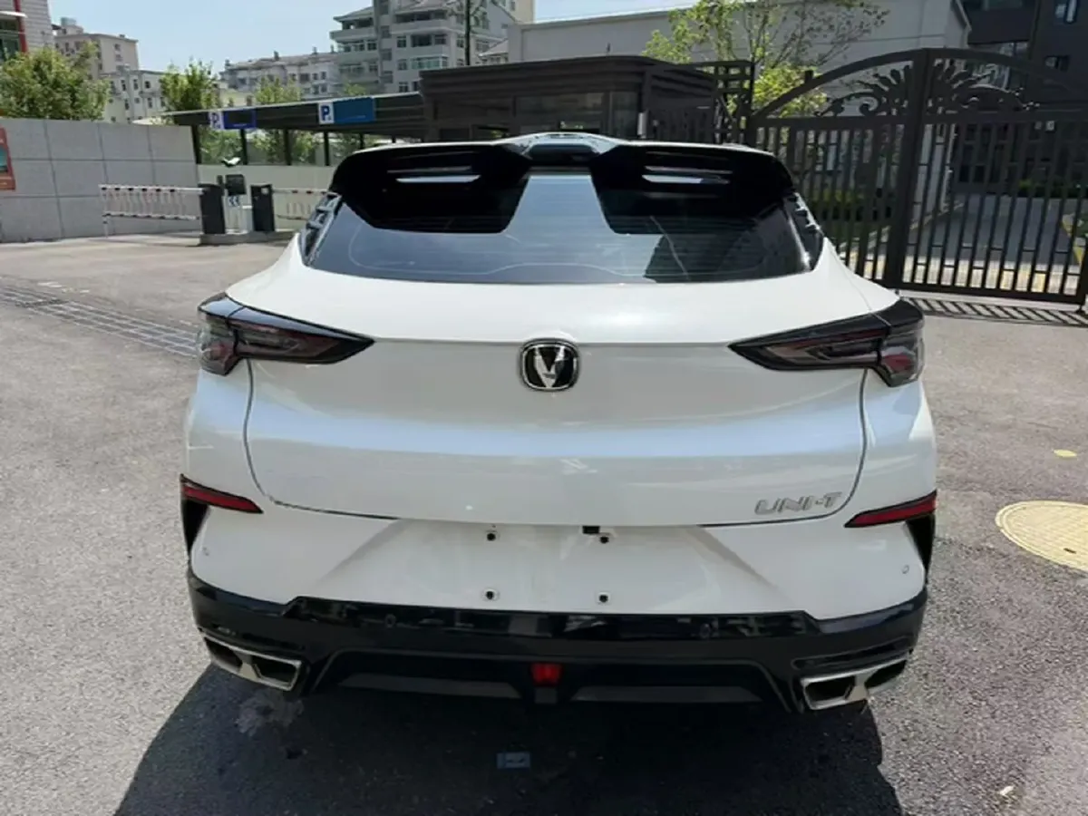2023 ChangAn UNI-T 1.5T 188HP L4 7DCT,autocango,china used car exporter,china ev exporter,chinese used car exporter,chinese used ev exporter