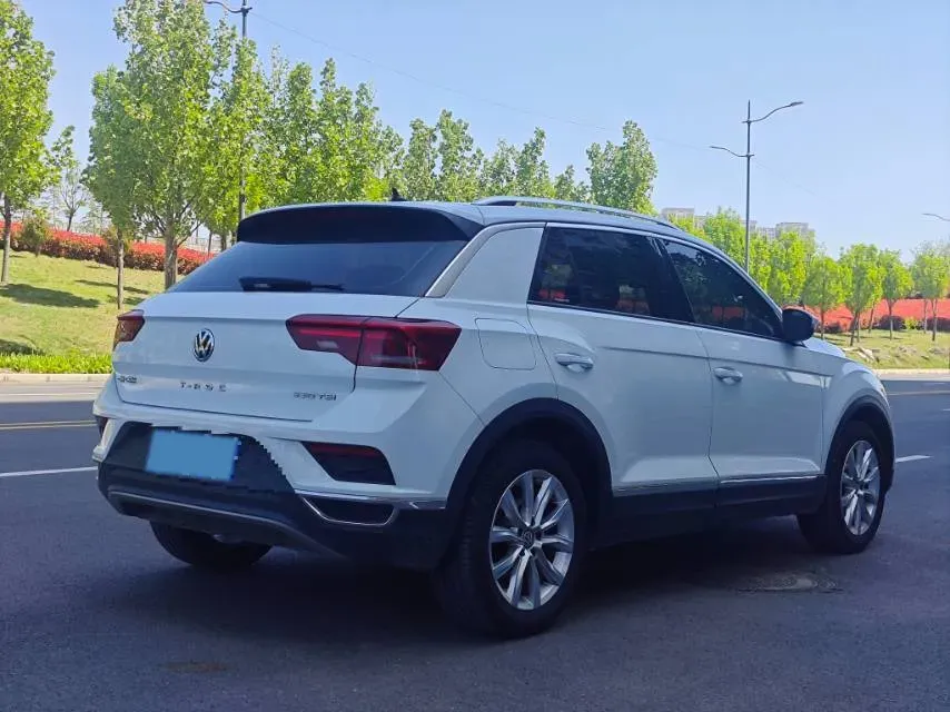 2019 Volkswagen T-Roc 1.4T 131HP L4 7DCT,autocango,china used car exporter,china ev exporter,chinese used car exporter,chinese used ev exporter