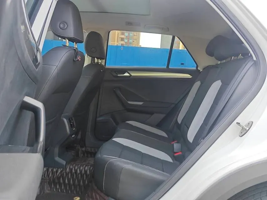 2019 Volkswagen T-Roc 1.4T 131HP L4 7DCT,autocango,china used car exporter,china ev exporter,chinese used car exporter,chinese used ev exporter