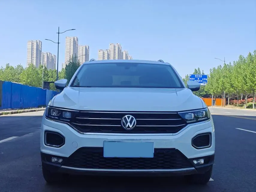 2019 Volkswagen T-Roc 1.4T 131HP L4 7DCT,autocango,china used car exporter,china ev exporter,chinese used car exporter,chinese used ev exporter
