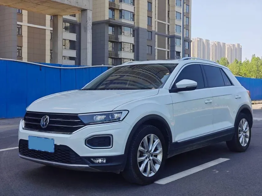 2019 Volkswagen T-Roc 1.4T 131HP L4 7DCT,autocango,china used car exporter,china ev exporter,chinese used car exporter,chinese used ev exporter