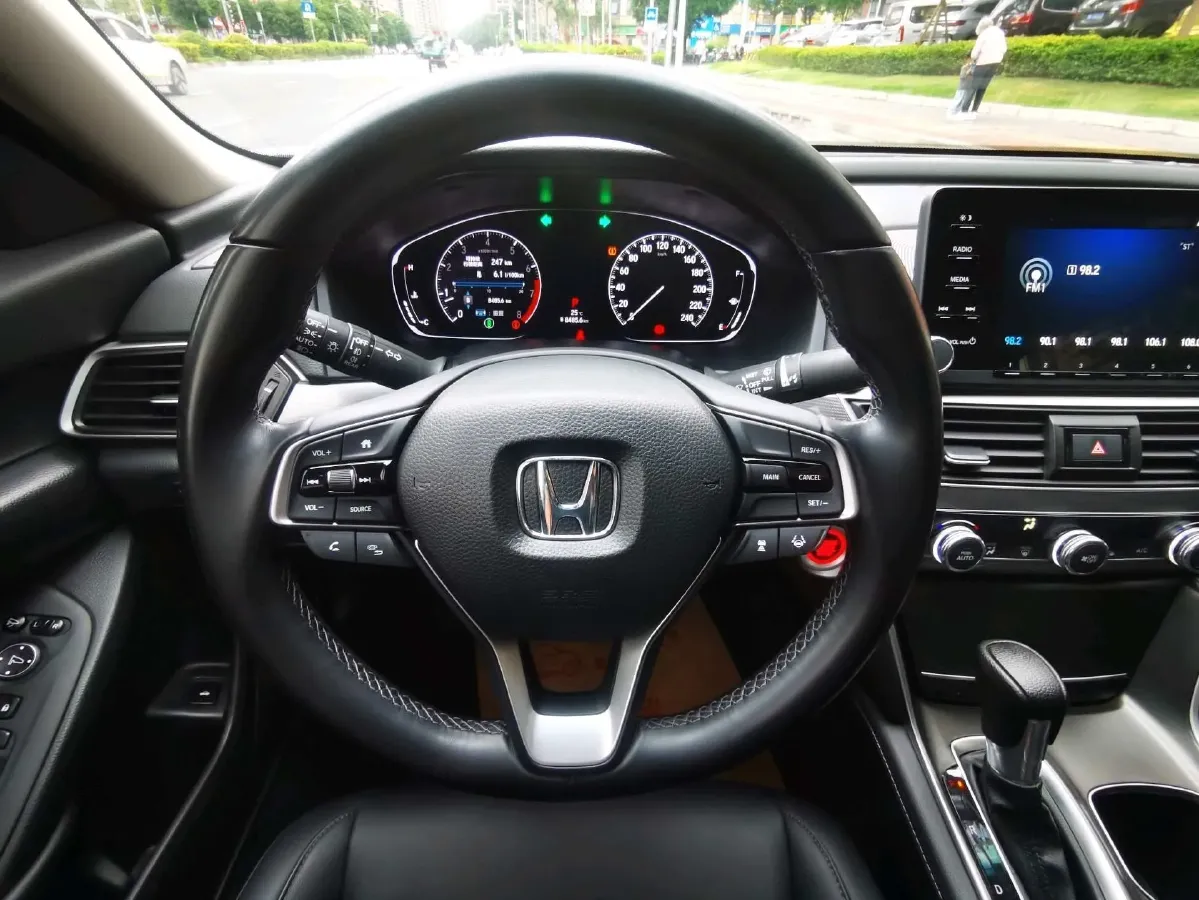 2021 Honda Accord 1.5T 194HP L4 CVT,autocango,china used car exporter,china ev exporter,chinese used car exporter,chinese used ev exporter