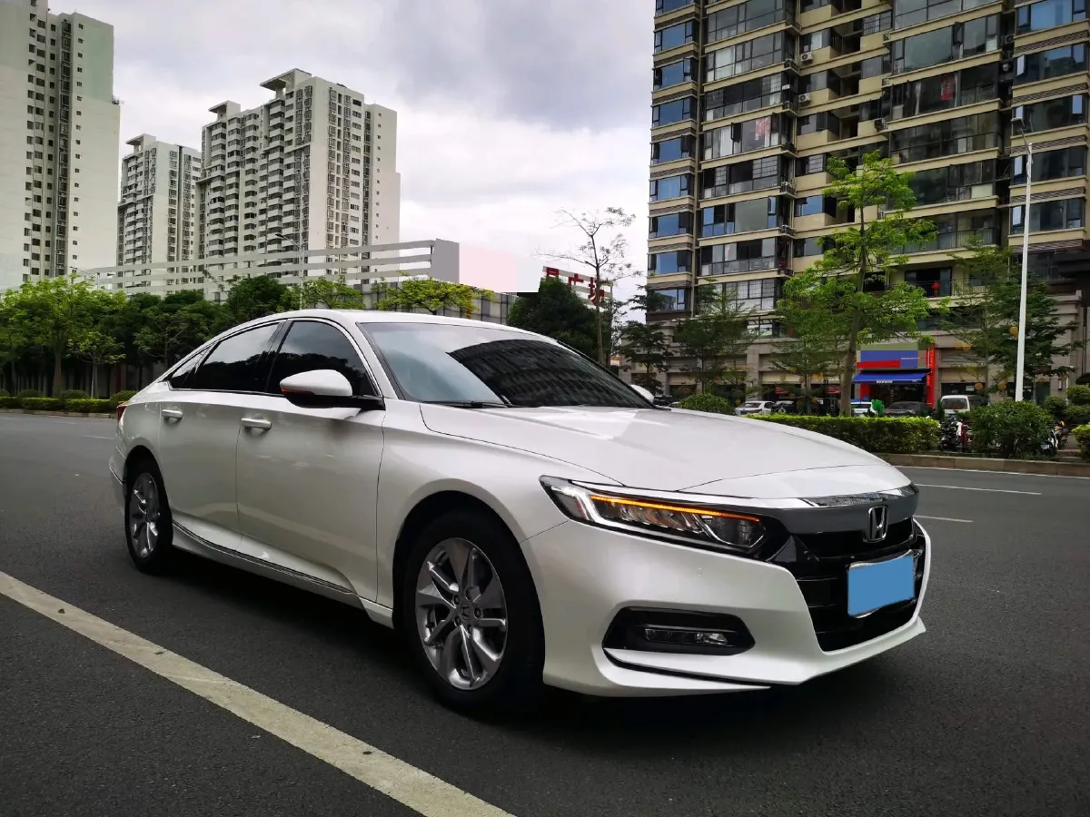 2021 Honda Accord 1.5T 194HP L4 CVT,autocango,china used car exporter,china ev exporter,chinese used car exporter,chinese used ev exporter