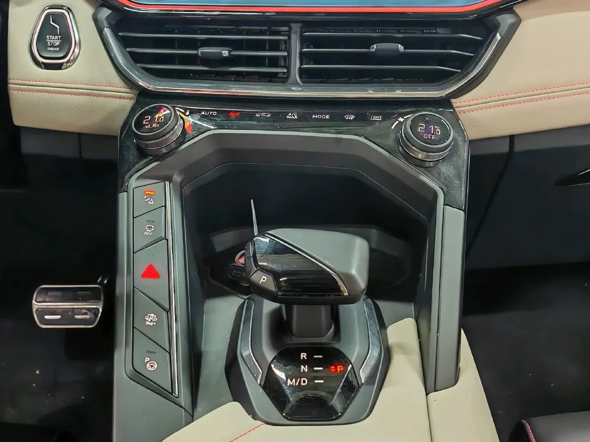 2020 LYNK&CO 06 1.5T 177HP L3 7DCT,autocango,china used car exporter,china ev exporter,chinese used car exporter,chinese used ev exporter