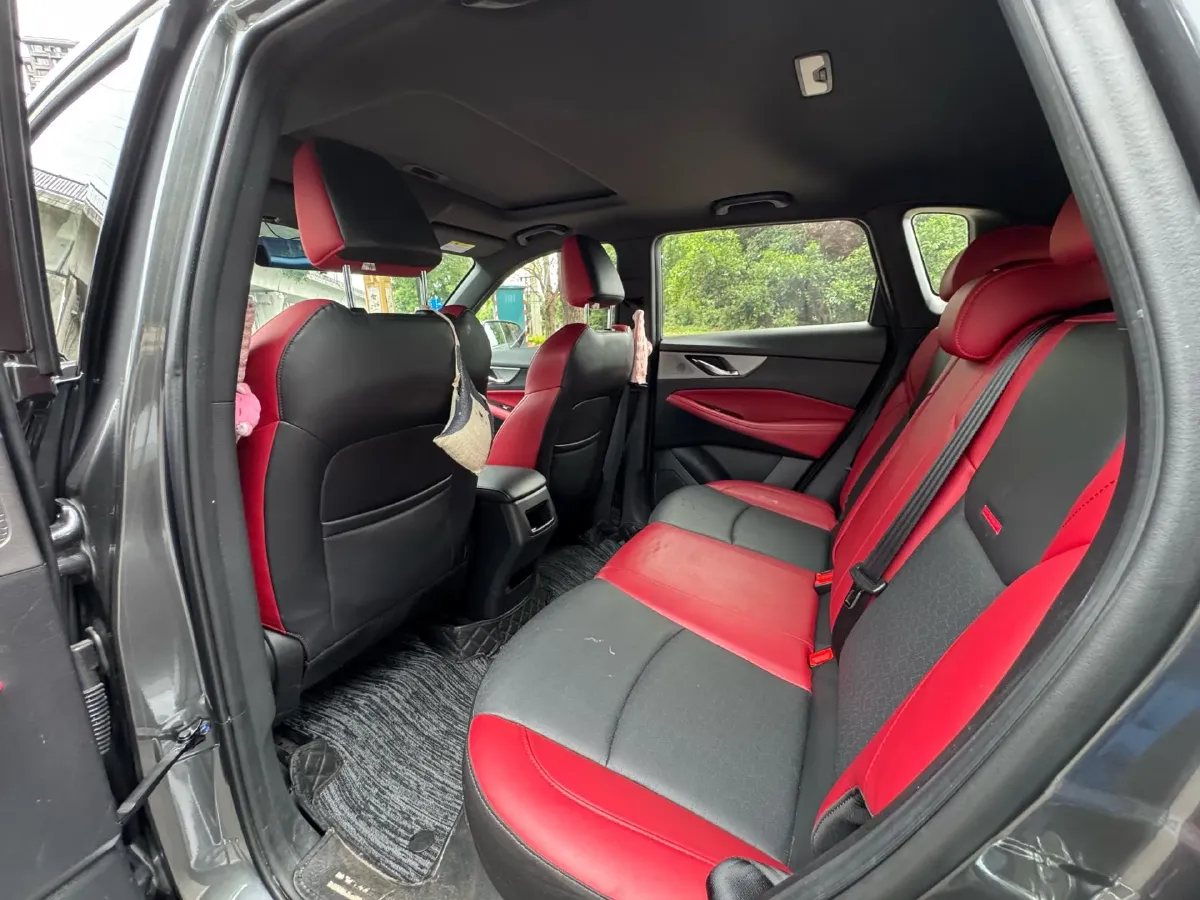 2021 ChangAn CS35 Plus 1.4T 160HP L4 7DCT,autocango,china used car exporter,china ev exporter,chinese used car exporter,chinese used ev exporter