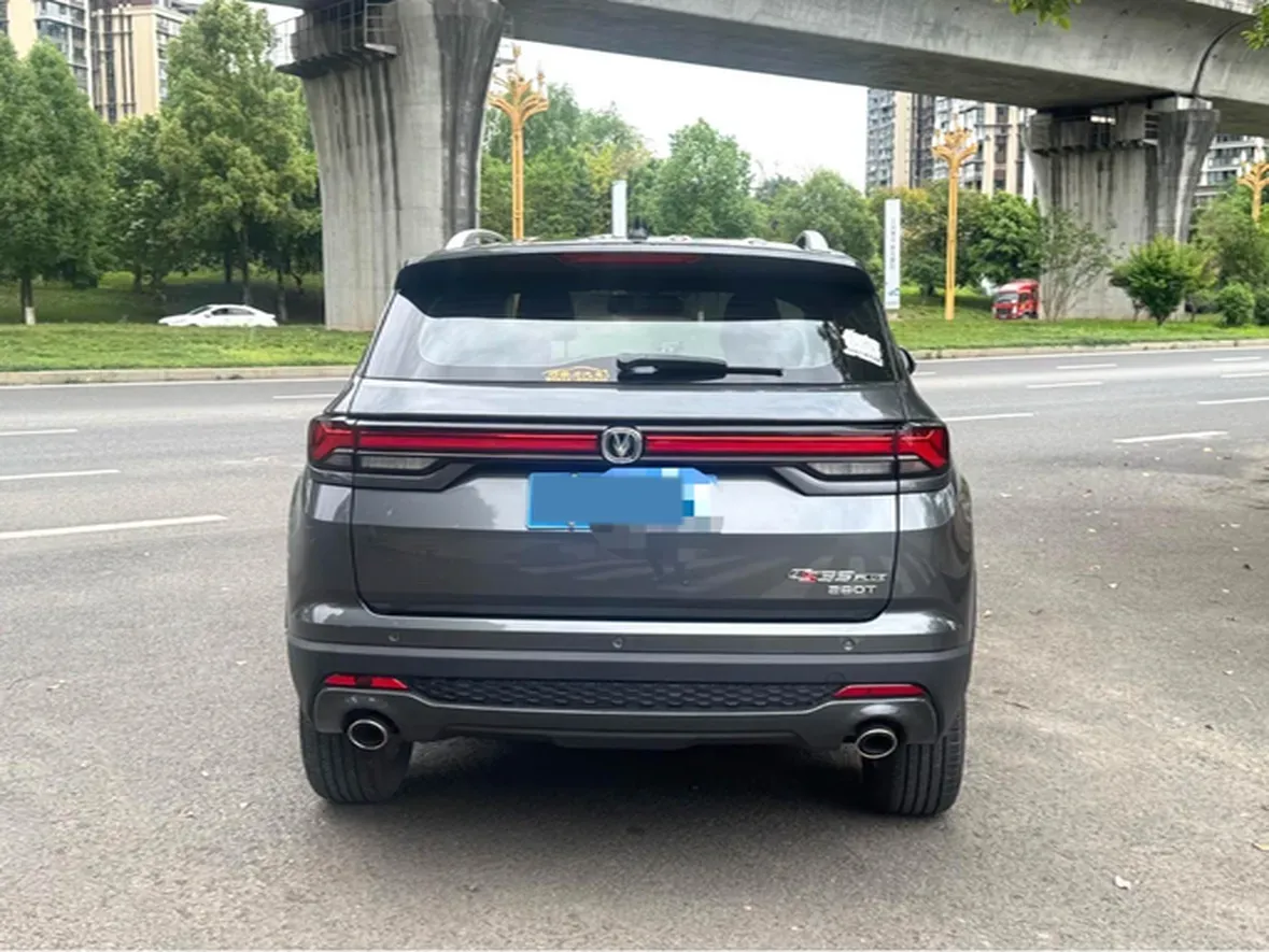 2021 ChangAn CS35 Plus 1.4T 160HP L4 7DCT,autocango,china used car exporter,china ev exporter,chinese used car exporter,chinese used ev exporter