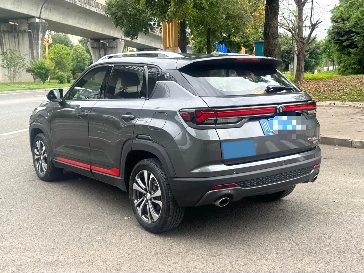 2021 ChangAn CS35 Plus 1.4T 160HP L4 7DCT,autocango,china used car exporter,china ev exporter,chinese used car exporter,chinese used ev exporter