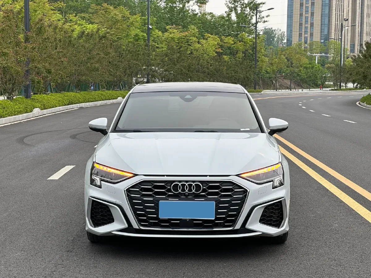 2022 Audi A3 1.4T 150HP L4 7DCT,autocango,china used car exporter,china ev exporter,chinese used car exporter,chinese used ev exporter