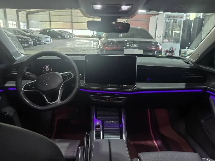 2026 Volkswagen Magotan 2.0T 220HP L4 7DCT,autocango,china used car exporter,china ev exporter,chinese used car exporter,chinese used ev exporter