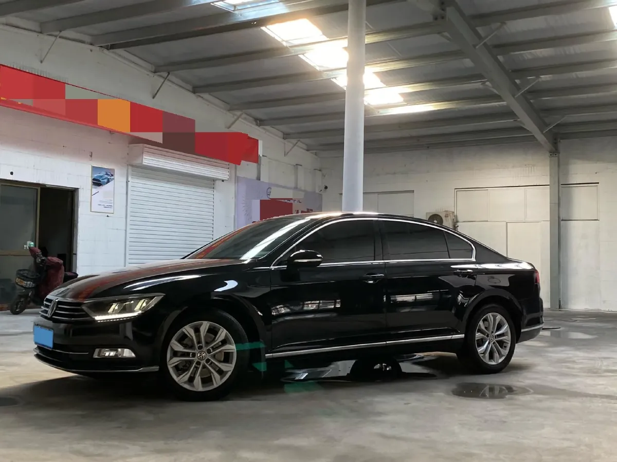 2018 Volkswagen Magotan 1.8T 180HP L4 7DCT,autocango,china used car exporter,china ev exporter,chinese used car exporter,chinese used ev exporter