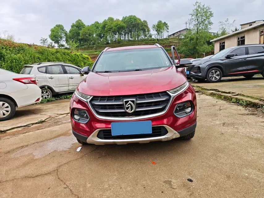 2017 HaiMa S5 Young Edition 1.6L 122HP L4 5MT,autocango,china used car exporter,china ev exporter,chinese used car exporter,chinese used ev exporter