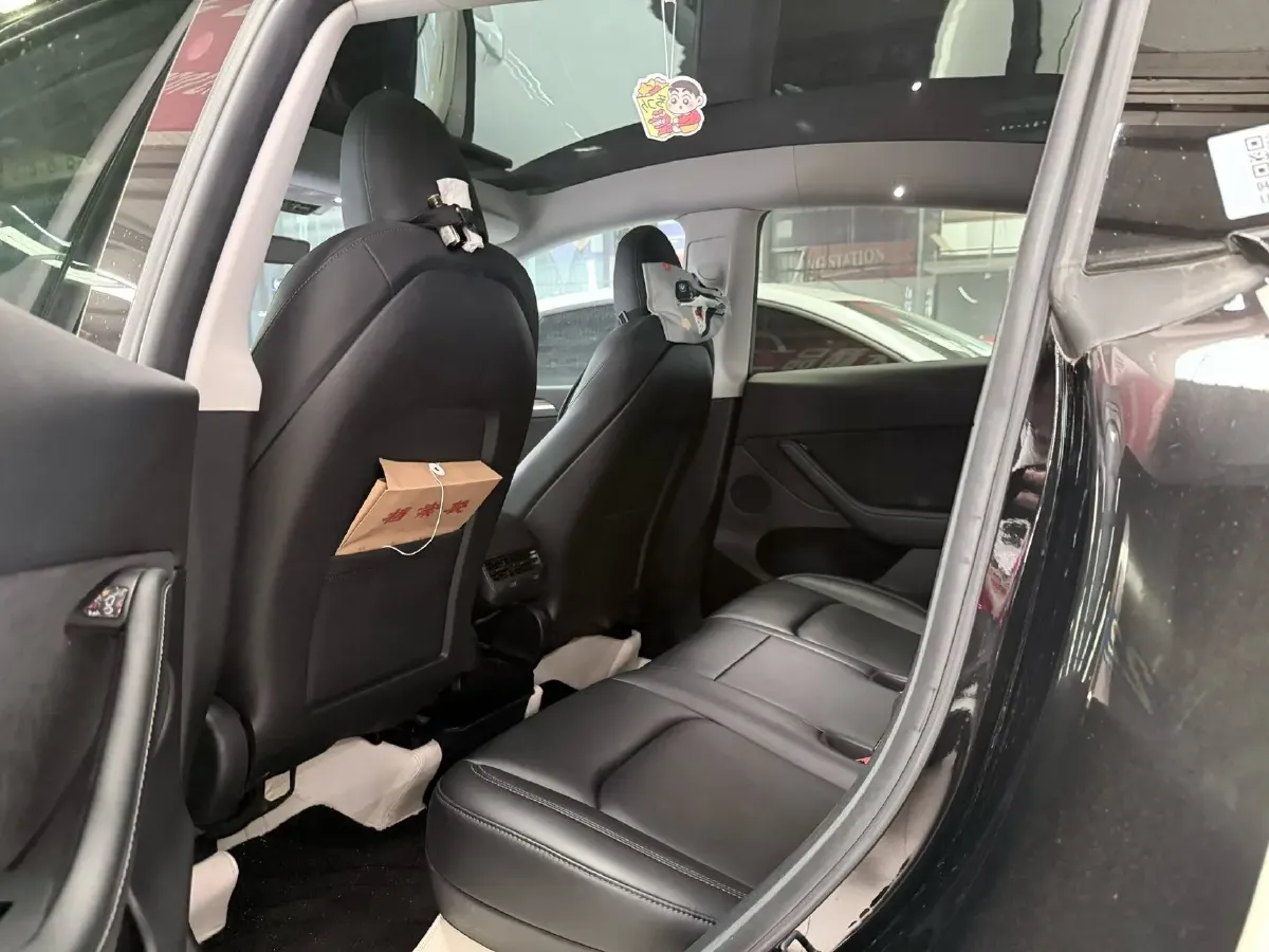 2022 Tesla Model Y BEV 60KWH,autocango,china used car exporter,china ev exporter,chinese used car exporter,chinese used ev exporter