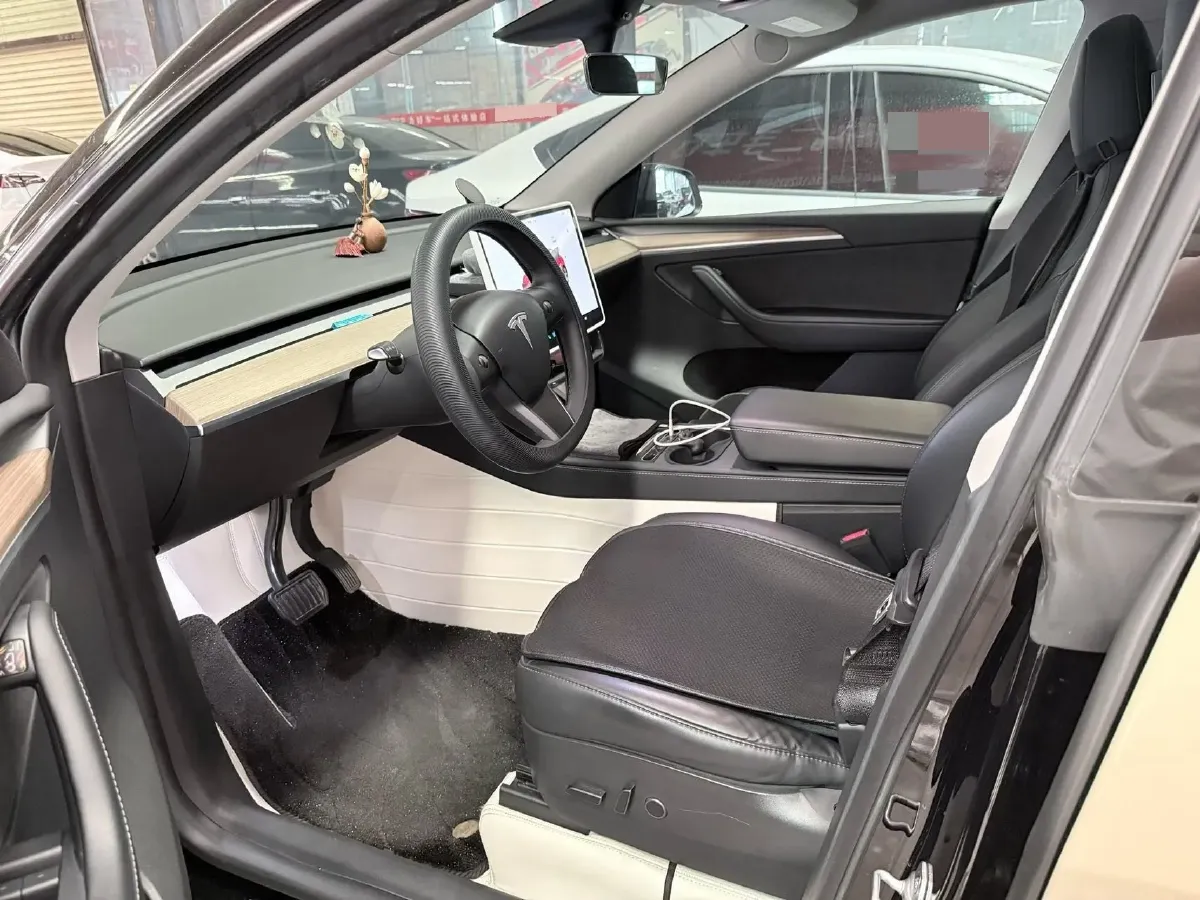 2022 Tesla Model Y BEV 60KWH,autocango,china used car exporter,china ev exporter,chinese used car exporter,chinese used ev exporter