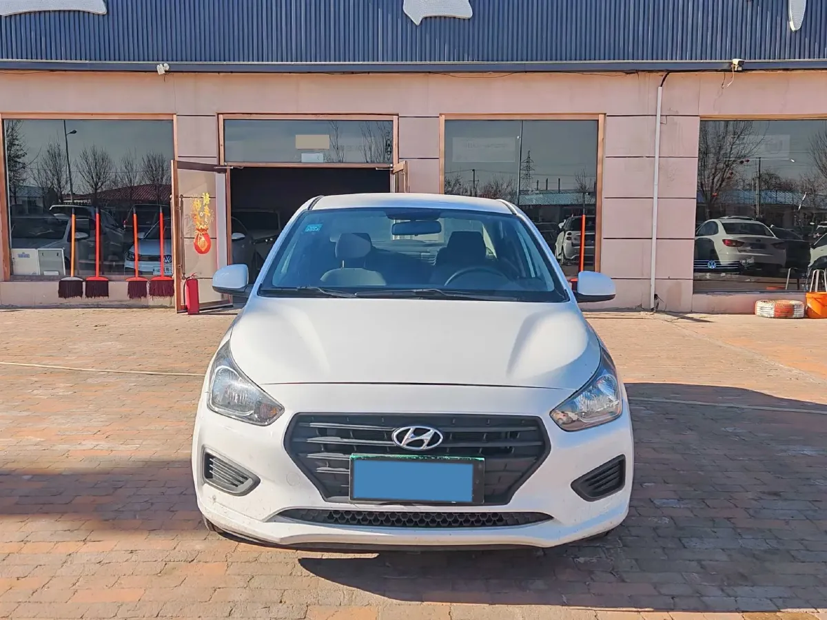 2020 Hyundai Reina 1.4L 95HP L4 5MT,autocango,china used car exporter,china ev exporter,chinese used car exporter,chinese used ev exporter