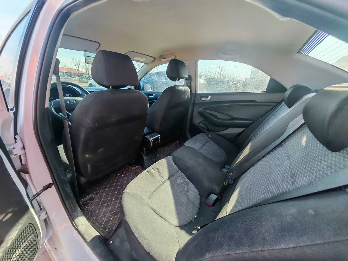 2020 Hyundai Reina 1.4L 95HP L4 5MT,autocango,china used car exporter,china ev exporter,chinese used car exporter,chinese used ev exporter