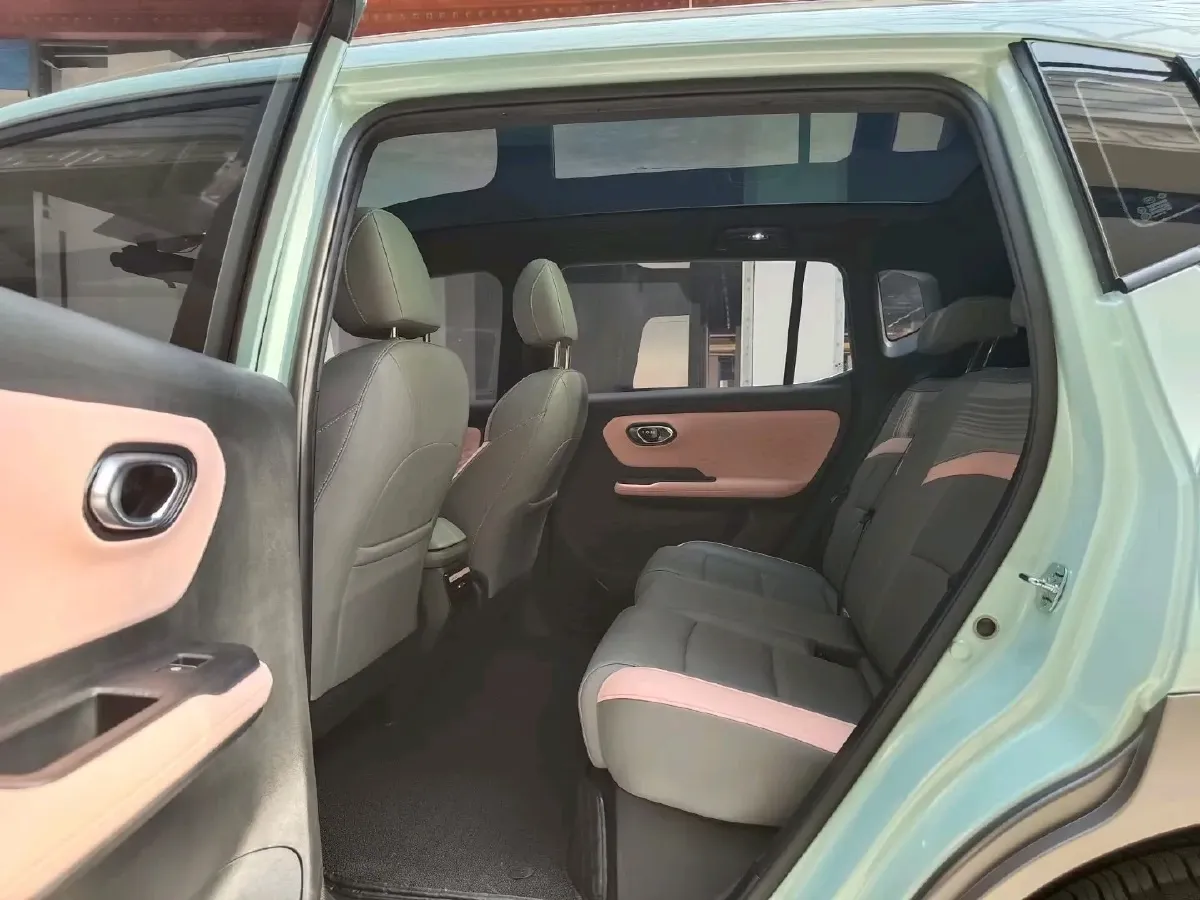 2022 Geely Okavango 1.8T 184HP L4 7DCT,autocango,china used car exporter,china ev exporter,chinese used car exporter,chinese used ev exporter