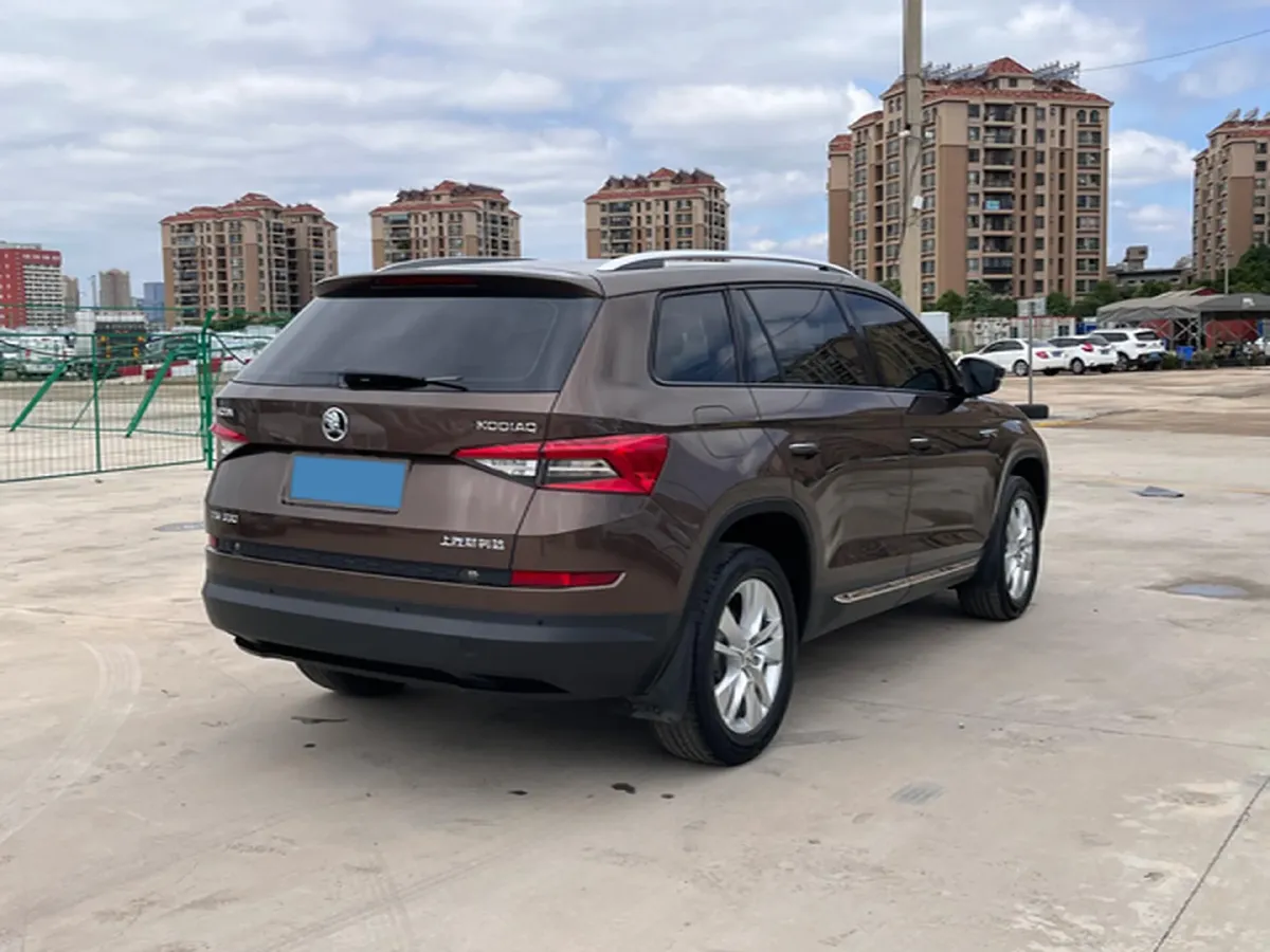 2018 Skoda Kodiak 2.0T 186HP L4 7DCT,autocango,china used car exporter,china ev exporter,chinese used car exporter,chinese used ev exporter