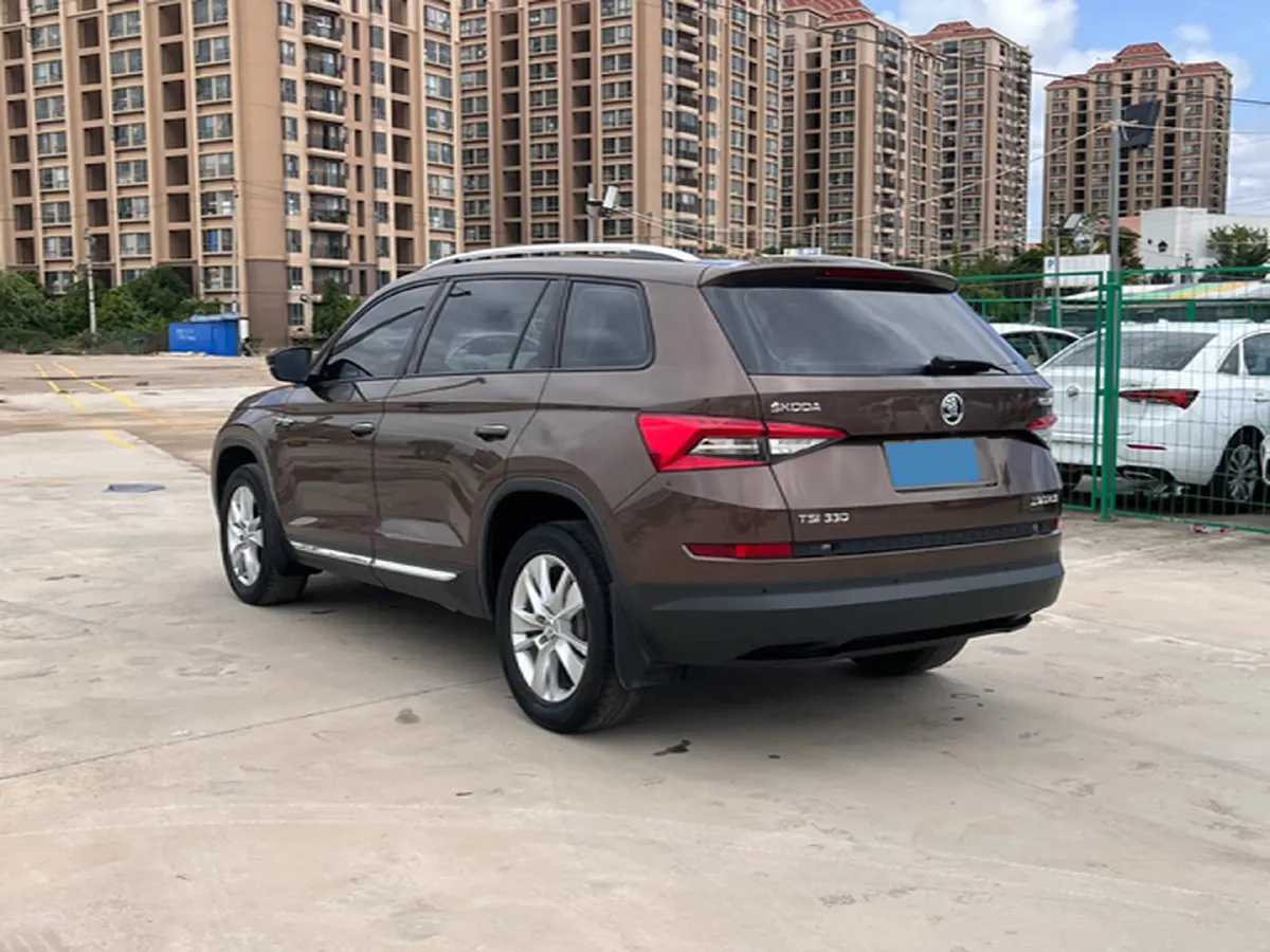 2018 Skoda Kodiak 2.0T 186HP L4 7DCT,autocango,china used car exporter,china ev exporter,chinese used car exporter,chinese used ev exporter