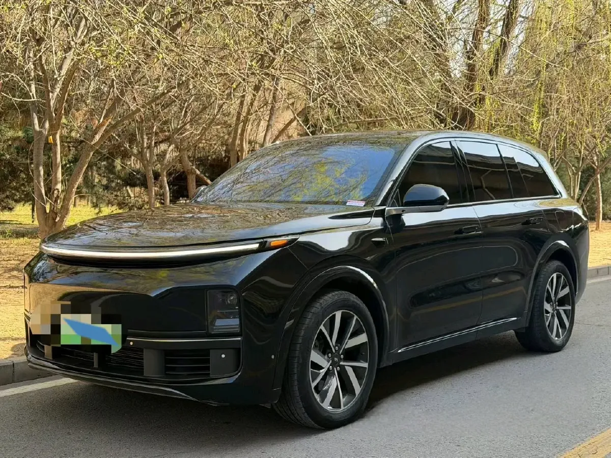 2023 Li L7 Range Extended 154HP REEV 40.9KWH,autocango,china used car exporter,china ev exporter,chinese used car exporter,chinese used ev exporter