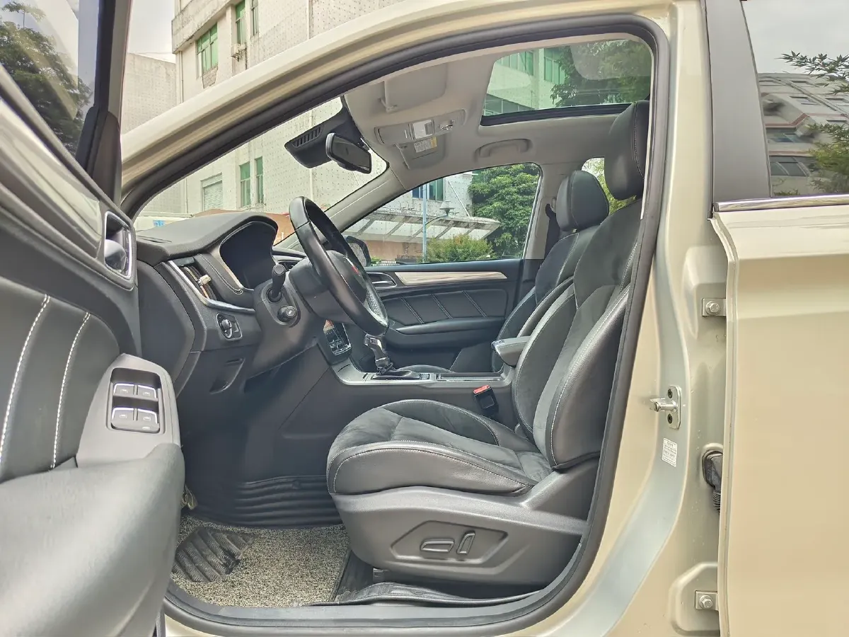 2017 Roewe RX5 1.5T 169HP L4 2AT PHEV 12KWH,autocango,china used car exporter,china ev exporter,chinese used car exporter,chinese used ev exporter